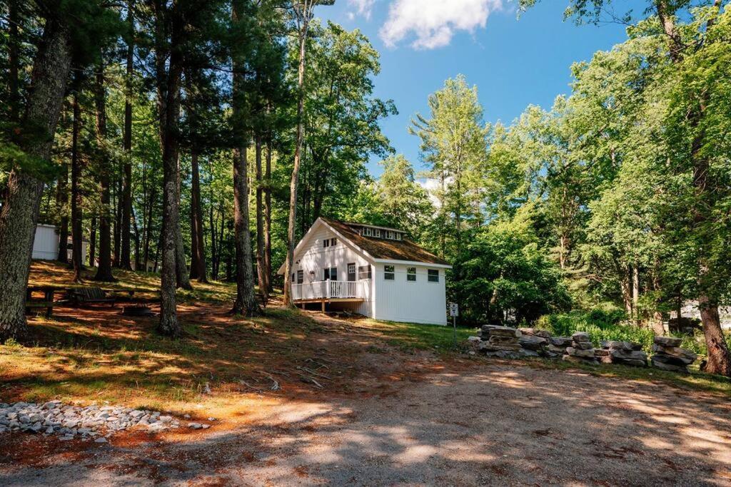 Cabin On Beautiful Arbutus Lake Near Traverse City Buitenkant foto